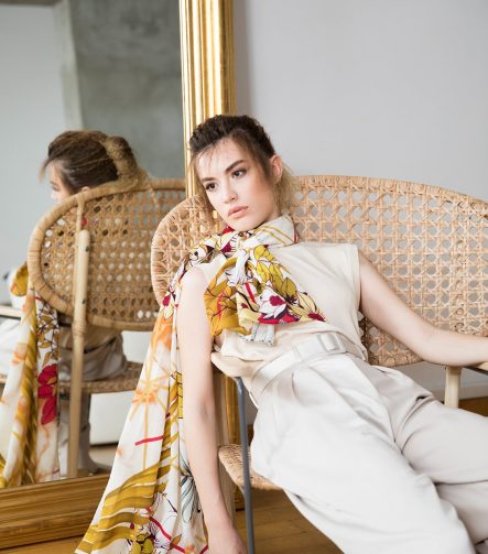 Lumi Wool Scarf Gold